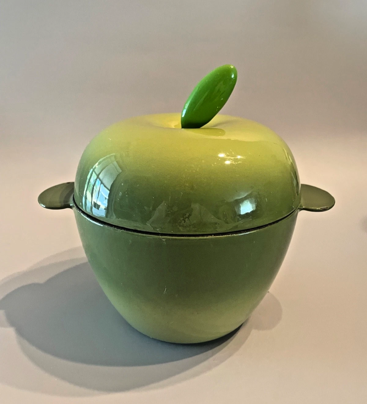 Vintage ILSA Cast Iron & Enamel Ombré Green/Yellow Apple Small Dutch Oven