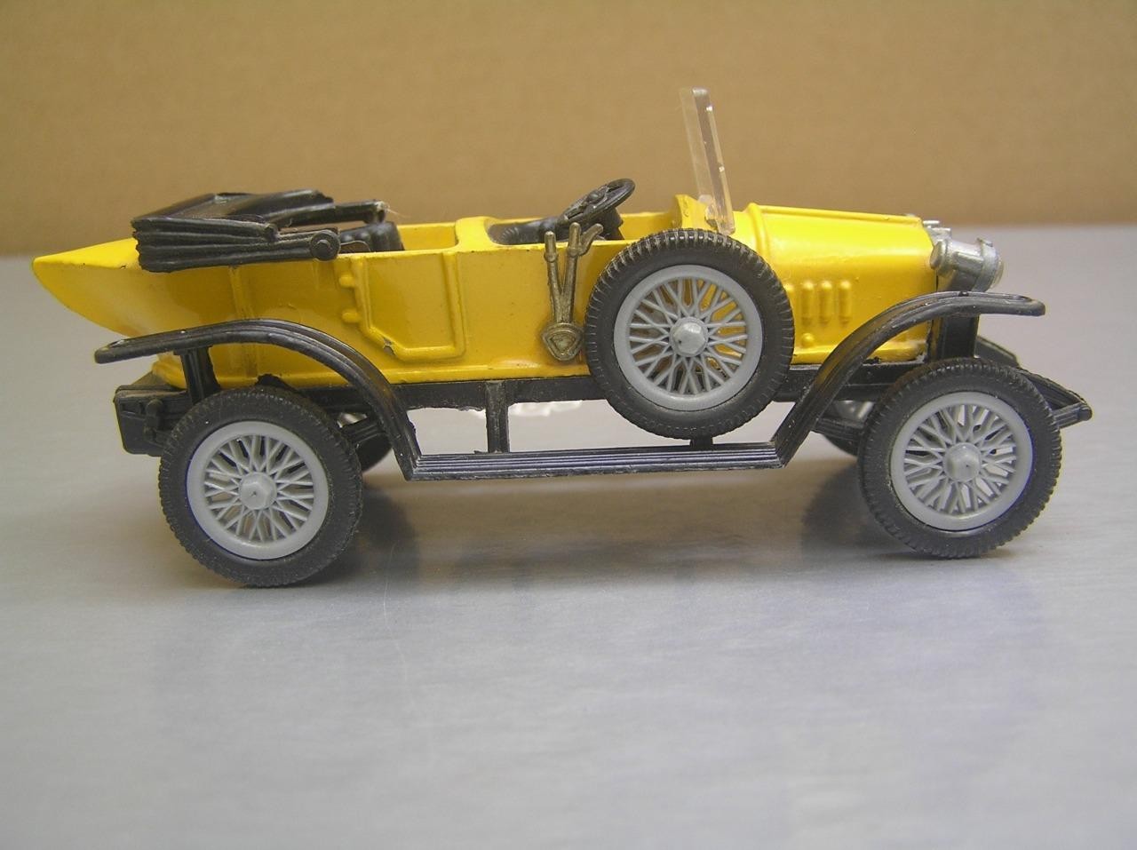 Ziss Modell Audi 1918 yellow and black made in Germany EXC-NM Condition