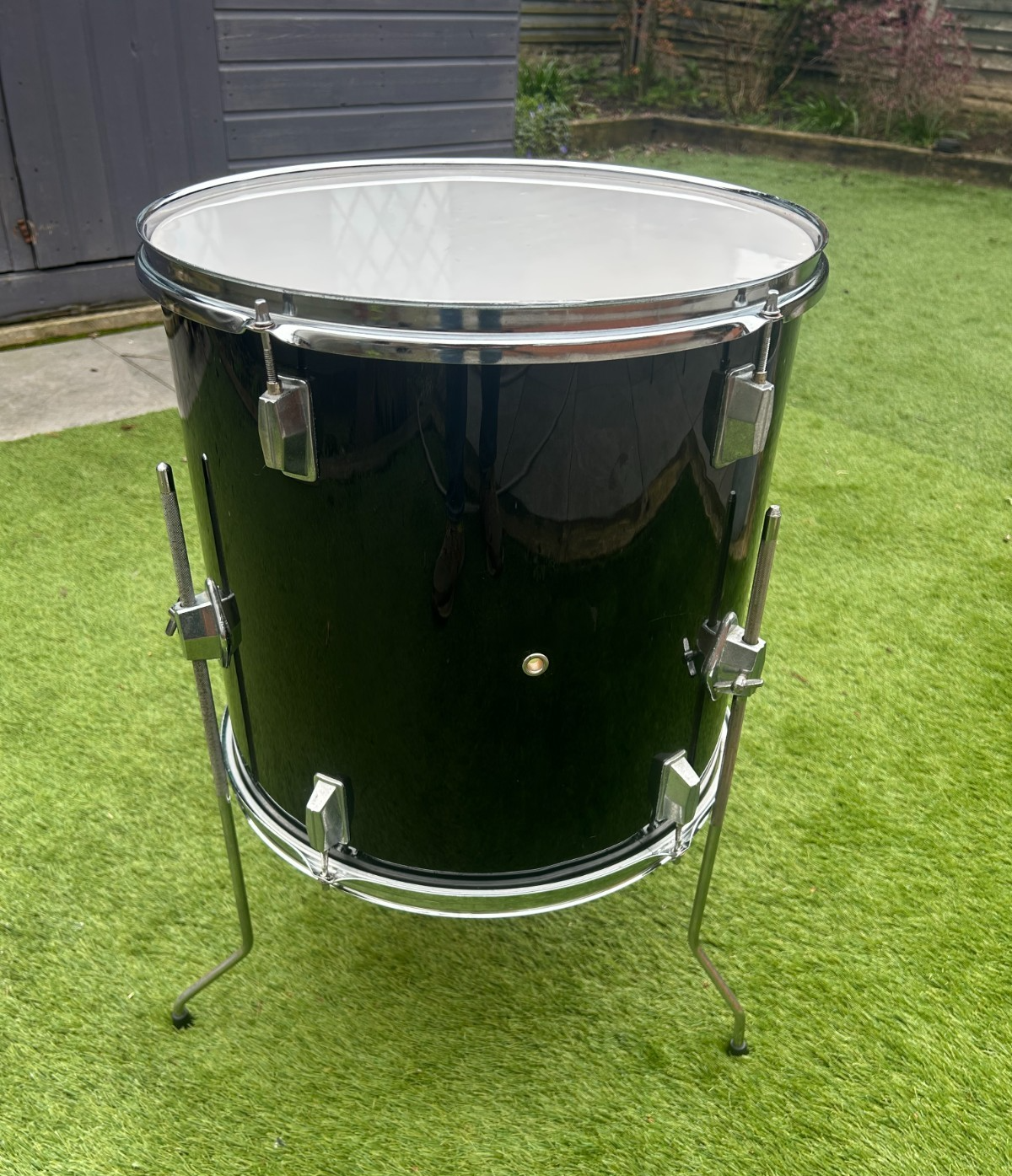 16'' x 16'' Floor Tom drum with Legs - Black photo 1