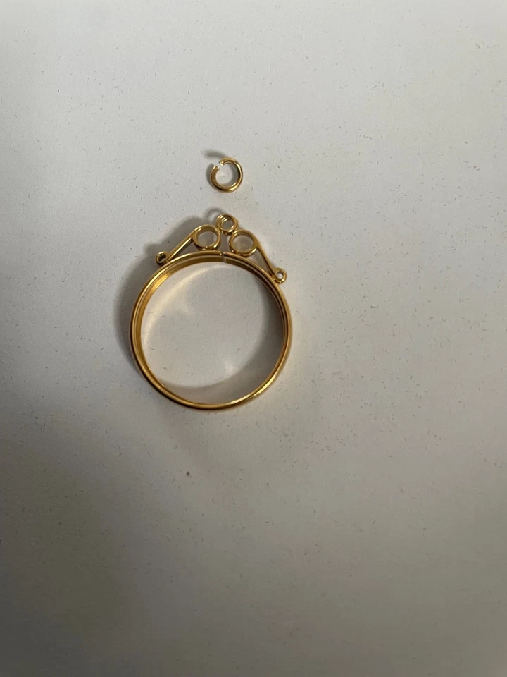 Replica Sovereign Coin Mounted For Pendant Chain 22mm 1.8mm - Image 2 of 4