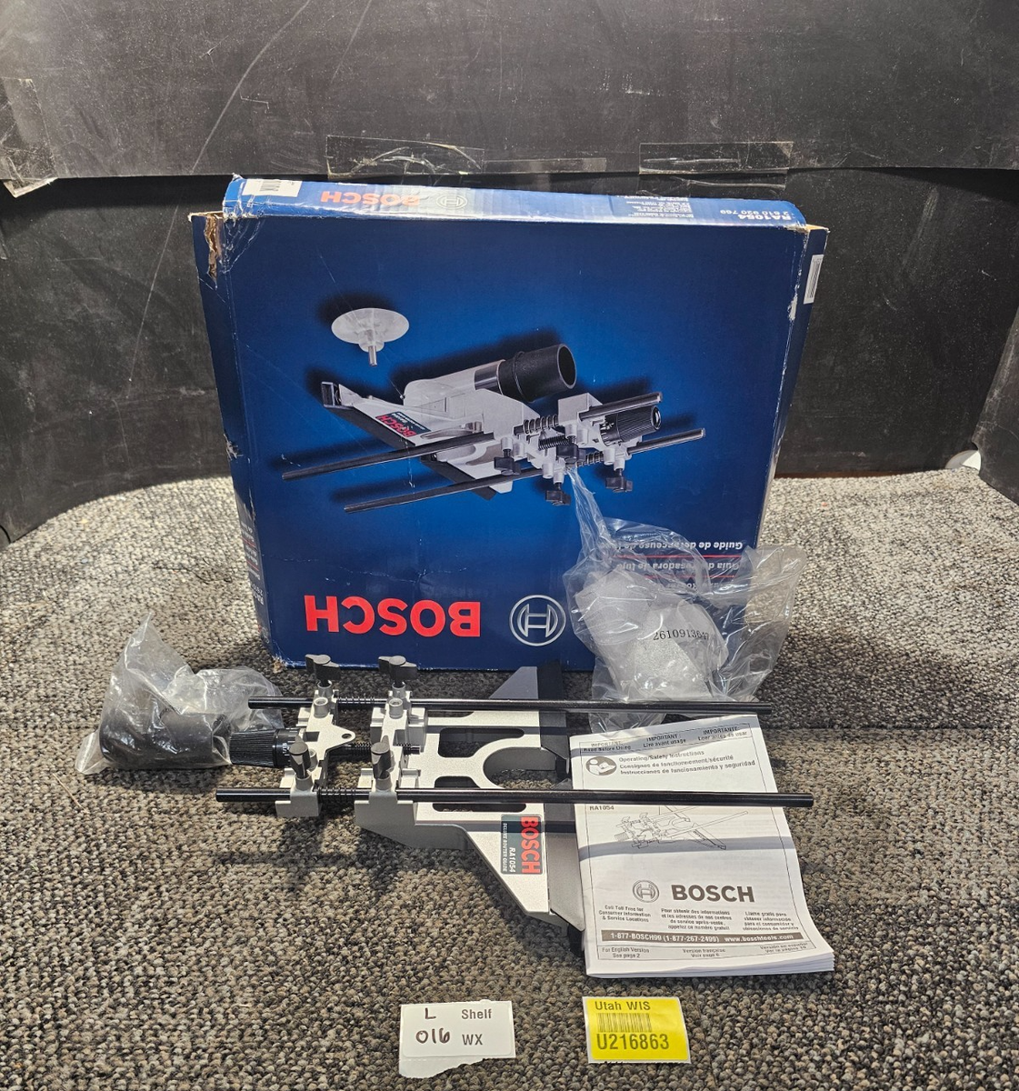 Bosch RA1054 Deluxe Router Edge Guide With Dust Extraction Hood