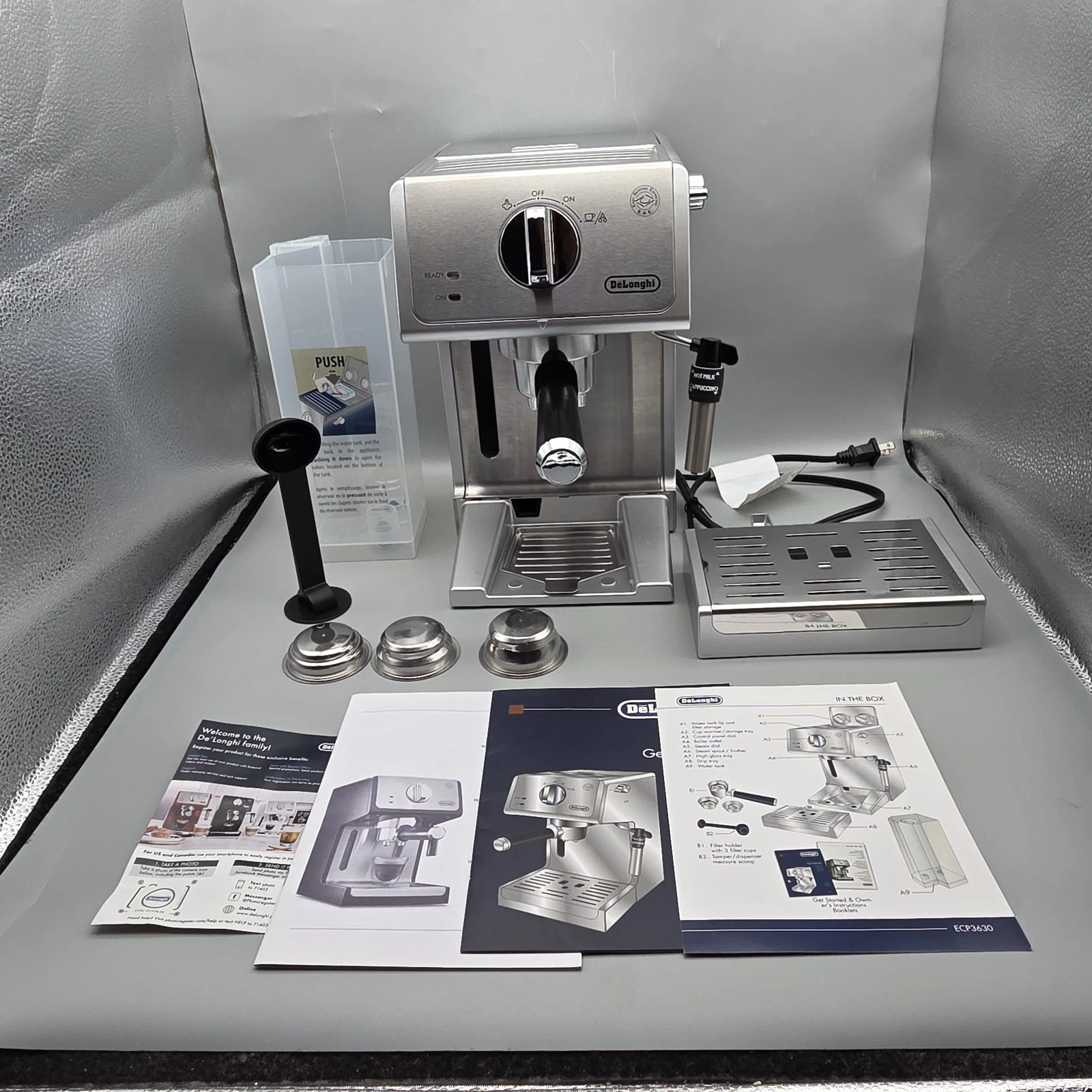 DeLonghi ECP3630 Manual Espresso Machine Cappuccino Maker Silver WORKS COMPLETE