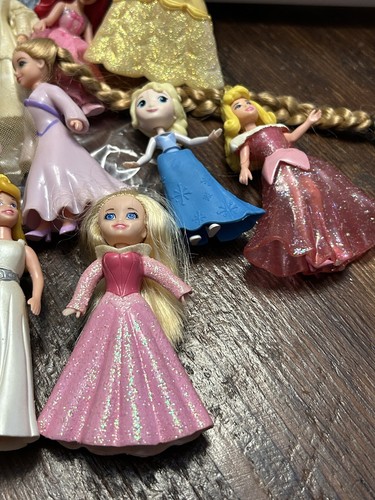 Vintage Set Disney Prinzessin Verkleidung Mini Puppen Zubehör und Kleidung 16 Puppen - Bild 6 von 9