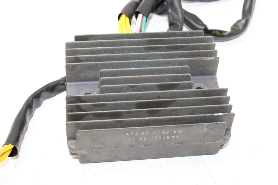 2008 Piaggio Mp3 250 Rectifier Voltage Regulator OEM - Image 2 of 4