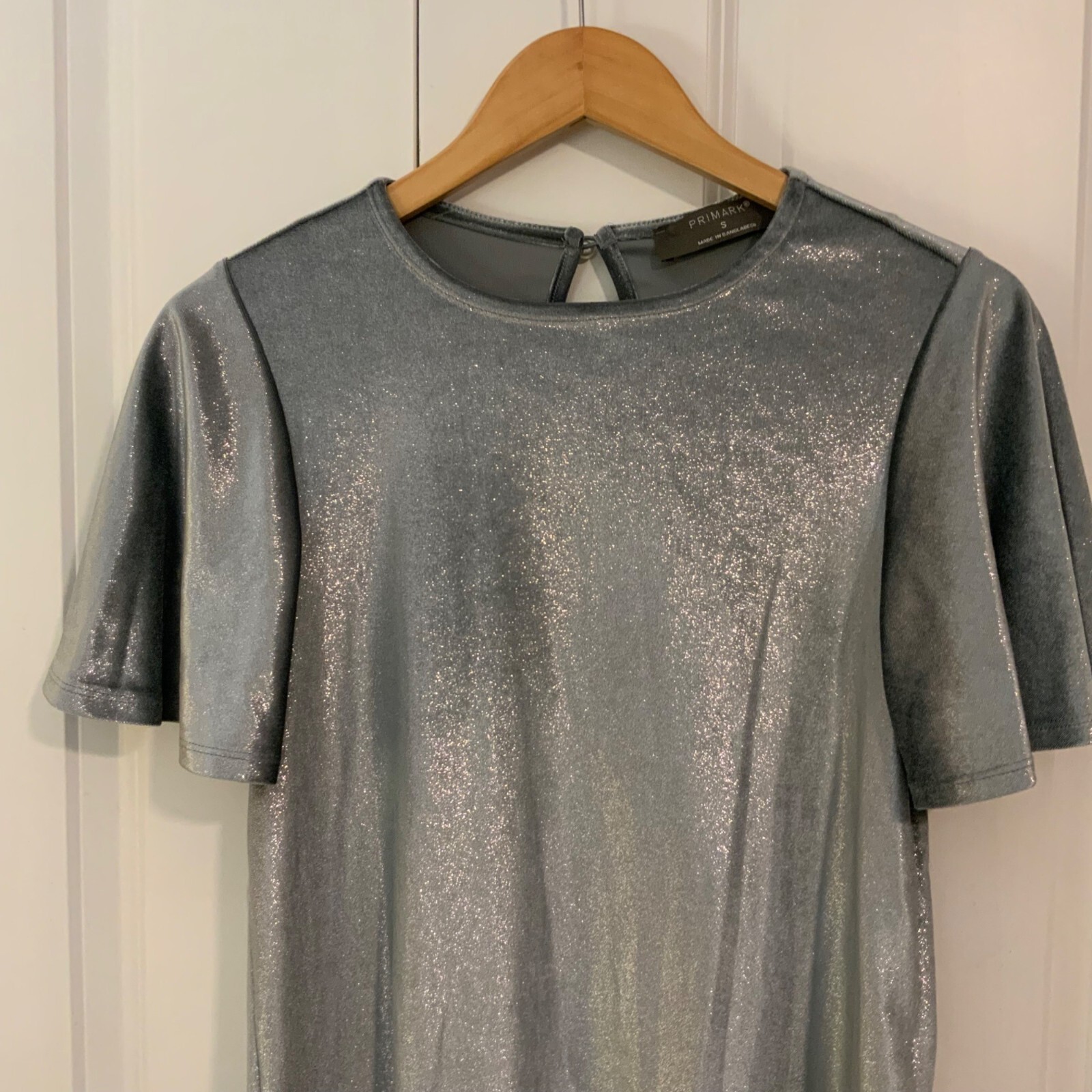 Primark Women's Silver Grey Metallic Velvet Short Flutter Sleeve Top Small image 2
