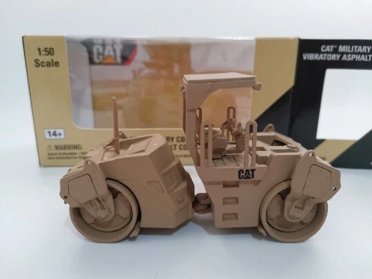 1:50 Scale Vibratory Asphalt Compactor Model Engineering Construction Vehicle - Image 3 of 4