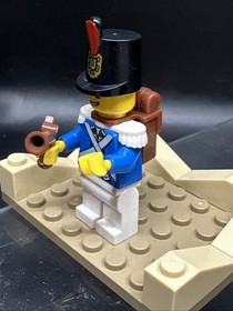 LEGO Bluecoat Soldier 3  Minifigure pi154 70412 Soldiers Fort Pirates III