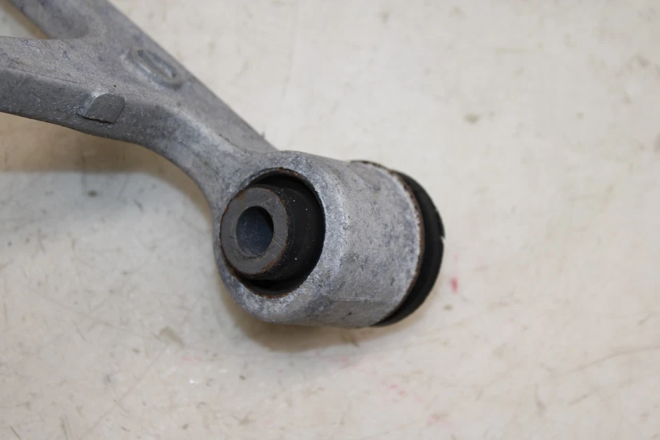 Brazo de control superior delantero derecho Mazda MX-5 Miata 2006-2015 OEM MU53 Foto 2 de 4