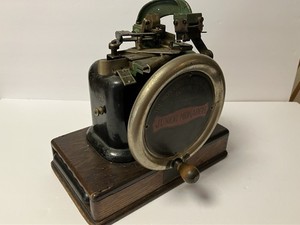 Vintage JUNIOR MONARCH Stamp Pricing Machine Pat June 14 1904 Several Dies