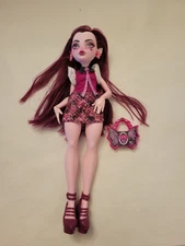 2025 Monster High Buried Secrets New Scaremester DRACULAURA