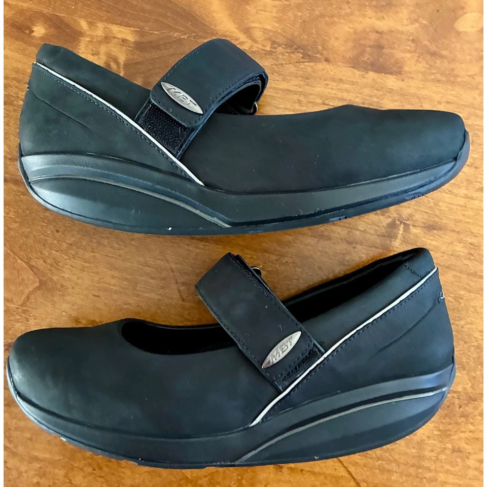 MBT 黑色皮革 Mary Jane 步行摇椅鞋女式 6-6 1/2 二手状况完好 — 第 2/4 张图片