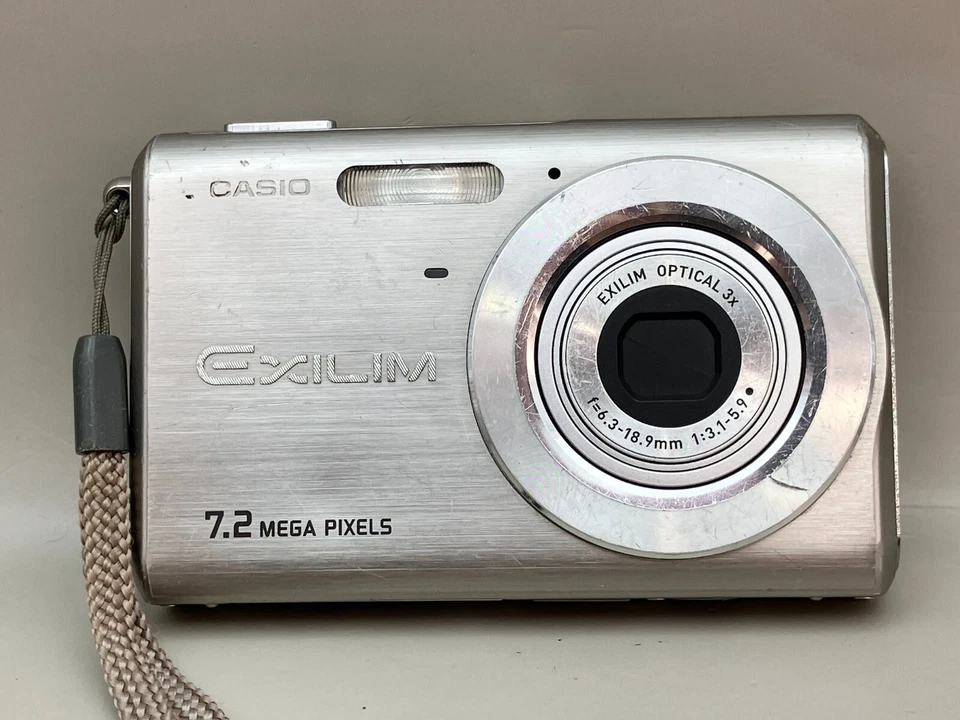 Casio EXILIM ZOOM EX-Z70 7.2MP Digital Camera - Black Not Tested - Image 3 of 4