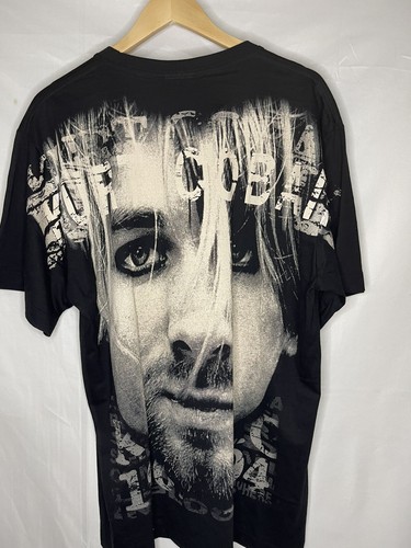 KURT COBAIN Memorial Vintage T-Shirt 