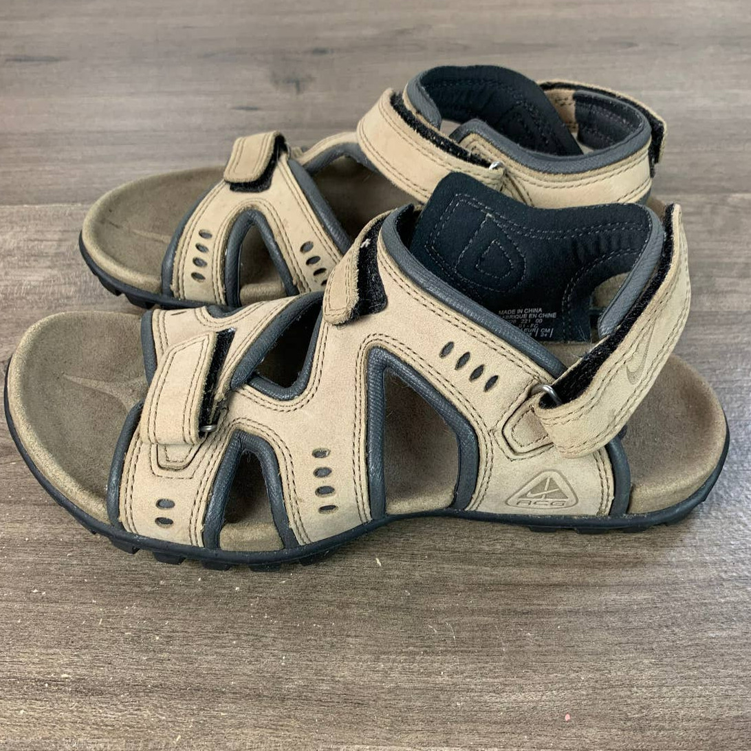 Nike ACG Hiking Sandals Womens 7 Leather 138026 221 S… Gem
