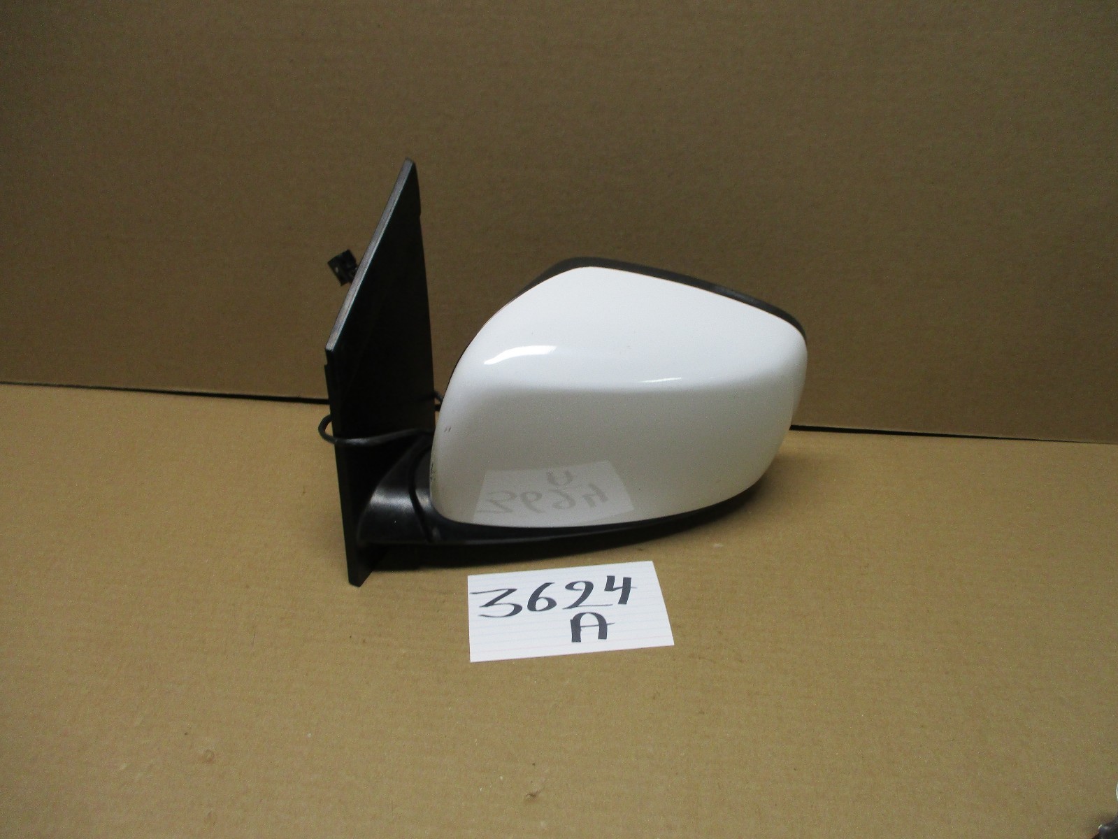 11 12 13 14 15 16 Dodge Cravan DRIVER side Mirror Used Power #3624-A 