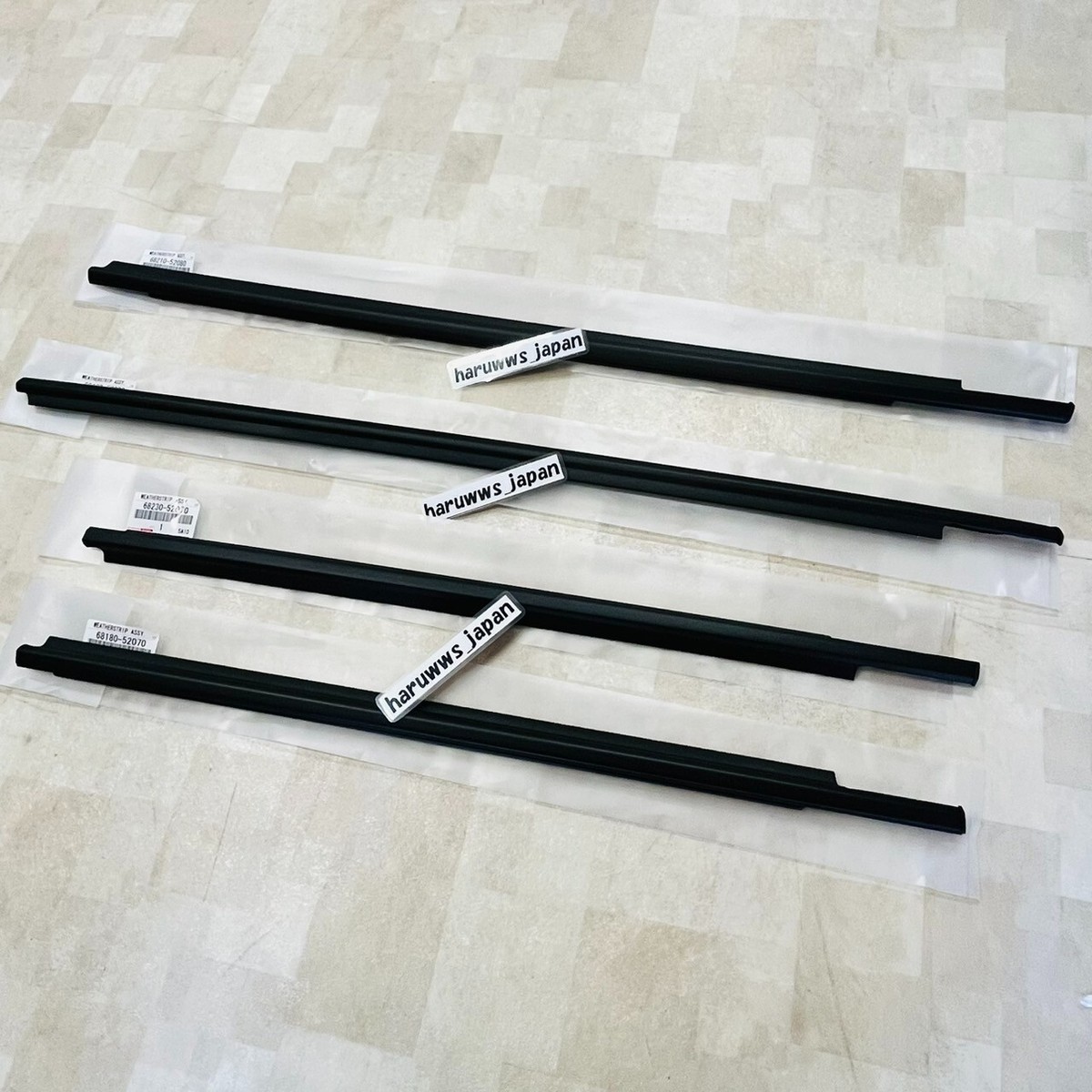 一枚板　4×33〜46×217cm OEM Toyota Scion 04-06 XA Door Glass Outer Weatherstrip Front Rear