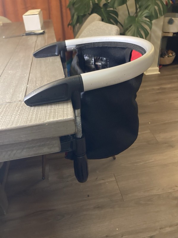 PHIL & TED’S Lobster Portable Clip-On High Chair Black Red Collapsible Seat