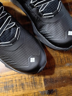 ジーニョブラックL Amazon.com | Columbia Men's Facet 75 Equinox, Black/White, 9.5