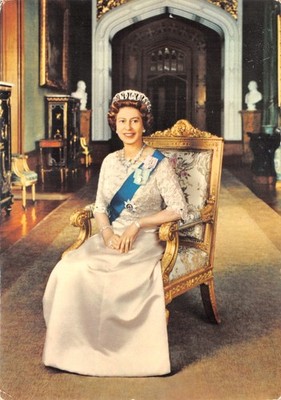 KÖNIGTUM POSTKARTE QUEEN ELIZABETH II KONTINENTALE GRÖSSE GD PLUS SEHR GUT