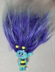 Trolls Band Together Pom Poms Keyclip Toy Figure