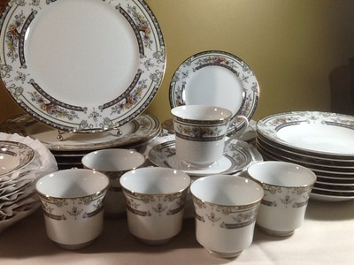 Mikasa CAMBRIDGE Fine China 4 Place Settings L9015 Discontinued | eBay