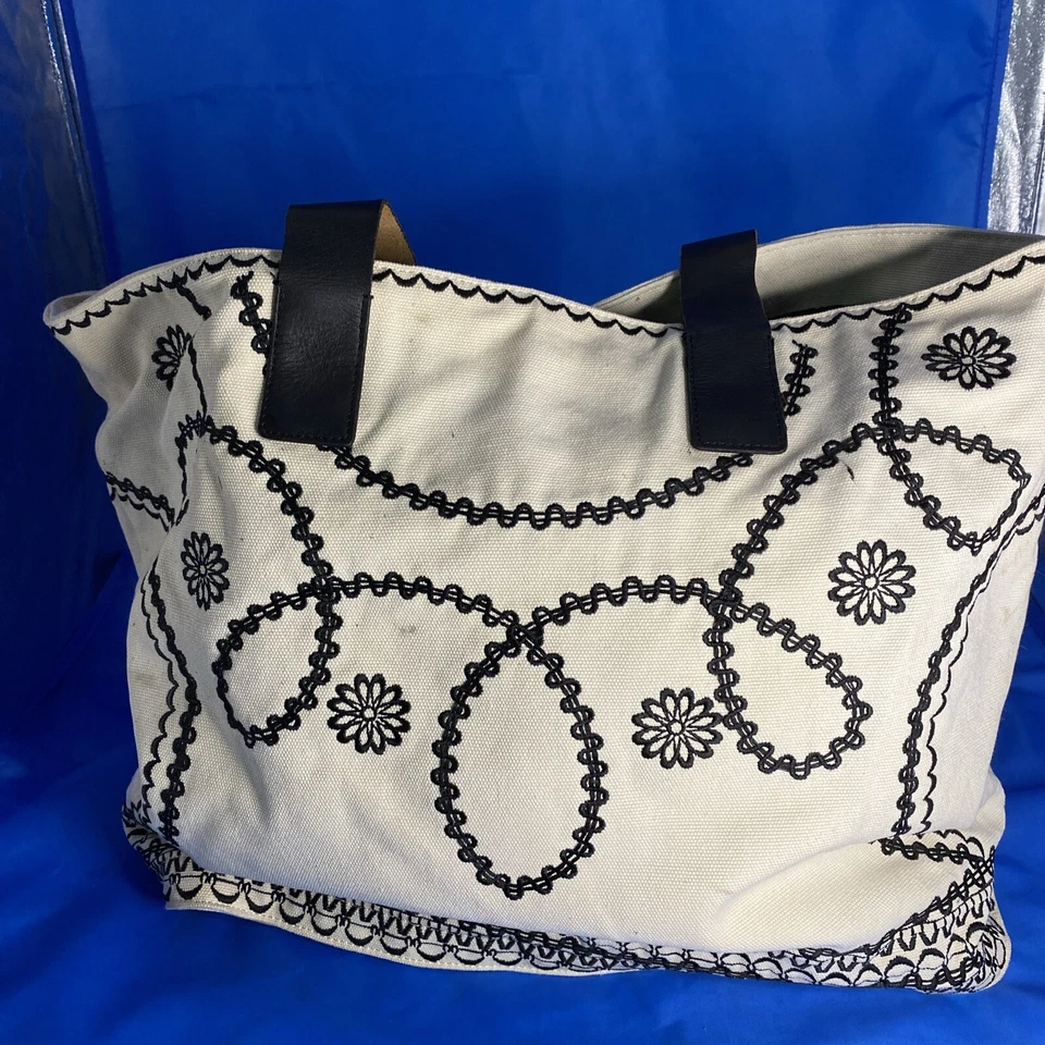 Bolso Juicy Couture XL-cartera-tote blanco roto con patrón boho negro cosido por favor leer Foto 2 de 4