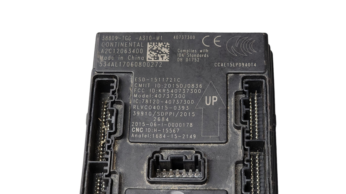 HONDA BCM BODY CONTROL MODULE # 38809-TGG-A310-M1 # 40737300 USED