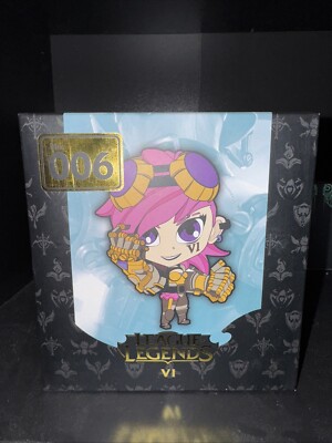  League of Legends vi Retired Figure The Piltover Enforcer is #006