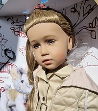 Götz Künstlerpuppe Blanka Barcelona Sign. Edit. 2023 Happy Kidz Puppe Doll 02