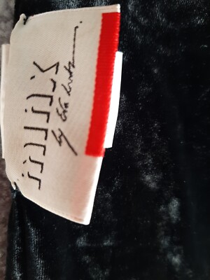 Schwarzer Schal Designer MINX Modell Timmy