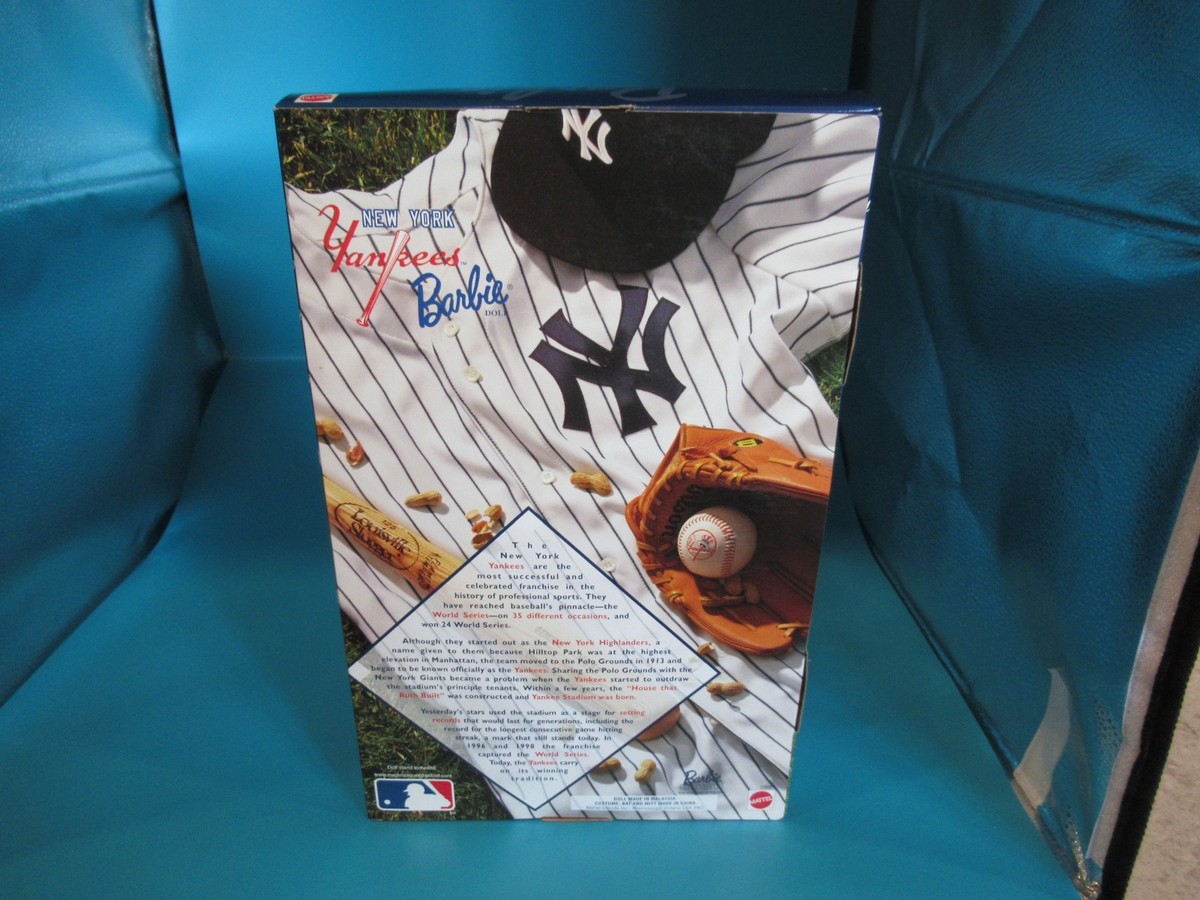 マテル Barbie バービー コレクターエディション ニューヨーク ヤンキース Major League Baseball Yankees 1999 Barbie Doll for sale
