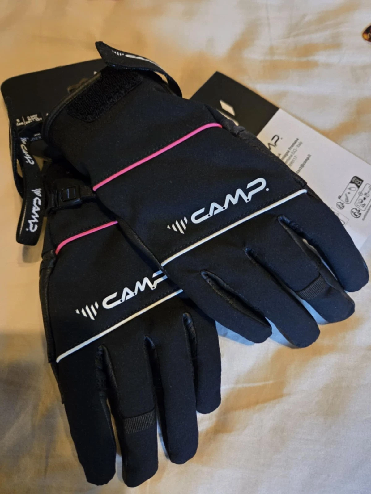 CAMP Gloves, lady hot wool dry S
Opens in a new window or tab