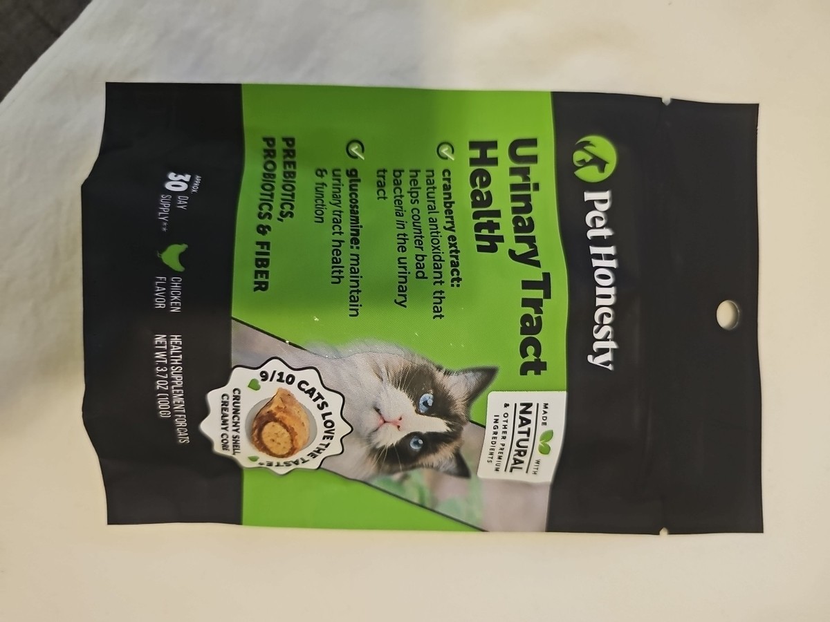 Cat Hairball Support Crunchy Creamy Chews, Assorted Flavor Names