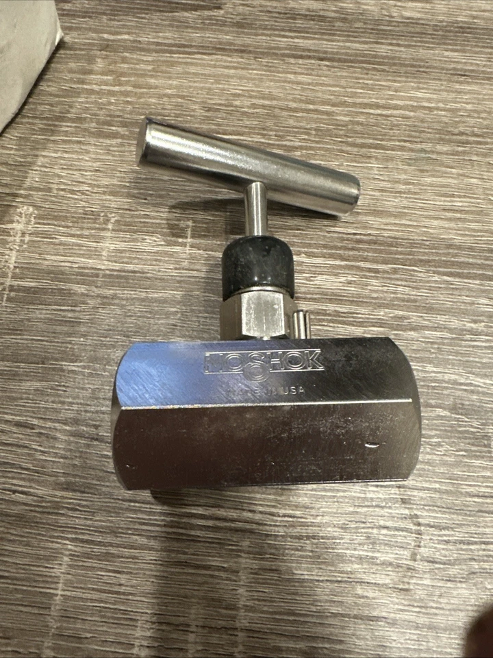 NoShok 1/2 Inch NPT F-F Soft Seat 316SS Needle Valve 504-FFS NOS - Image 2 of 4