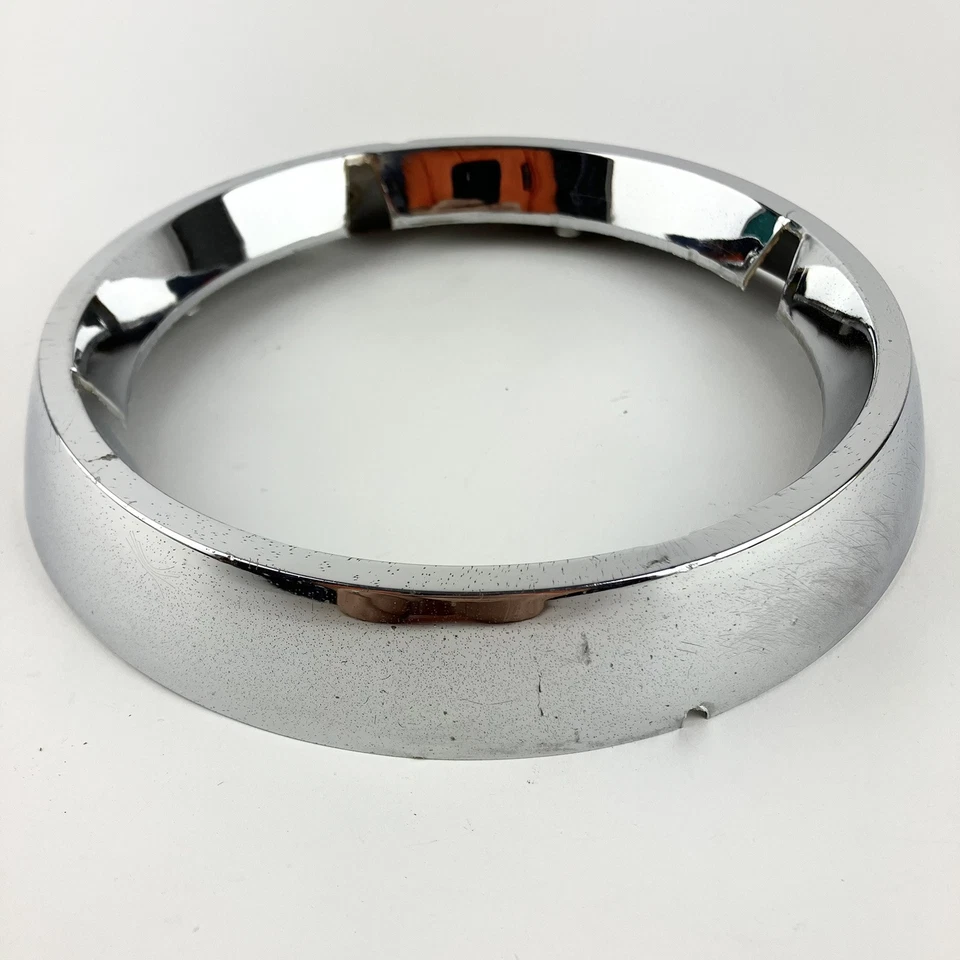 Buick Electra LeSabre Invicta 1960 luz trasera bisel cohete GM# 5051151 pieza OEM Foto 2 de 4