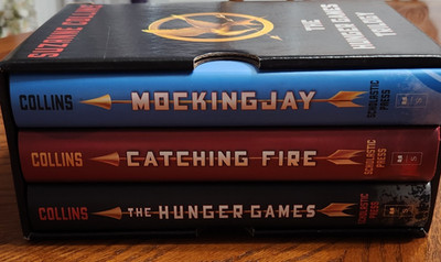 HUNGER GAMES 3 BOOK BOX SET/NE NEVER READ