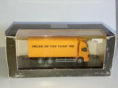 Wiking - Truck of the Year 1999 -  MB Atego 2528 Koffer-Lkw  - WeMo Merc. -  T@P