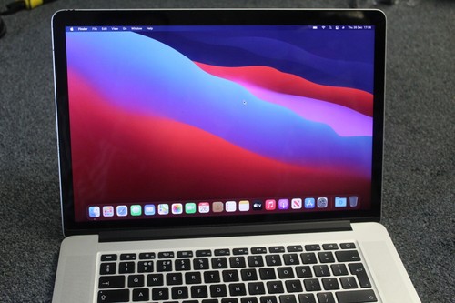 MacBook Pro Retina 15” inch, Mid 2014 2.2GHz i7 16GB 256GB Intel Iris Pro 1536MB - Picture 3 of 13