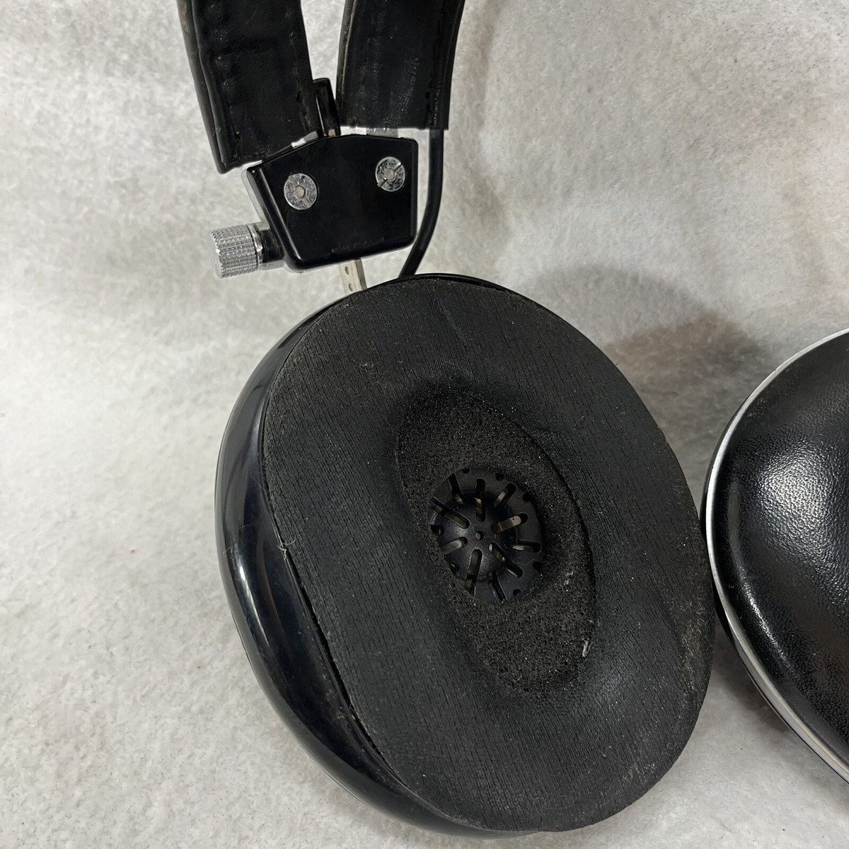 Vintage Pioneer Monitor 10 Over The Ear Headphones Audio