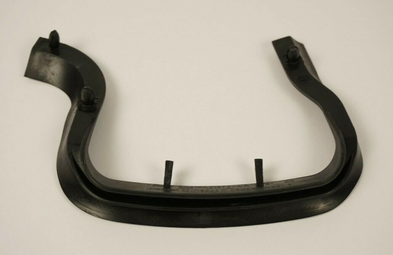 Genuine Ford Fiesta Mk7 Front Bumper Panel Gasket 1577385 for sale  