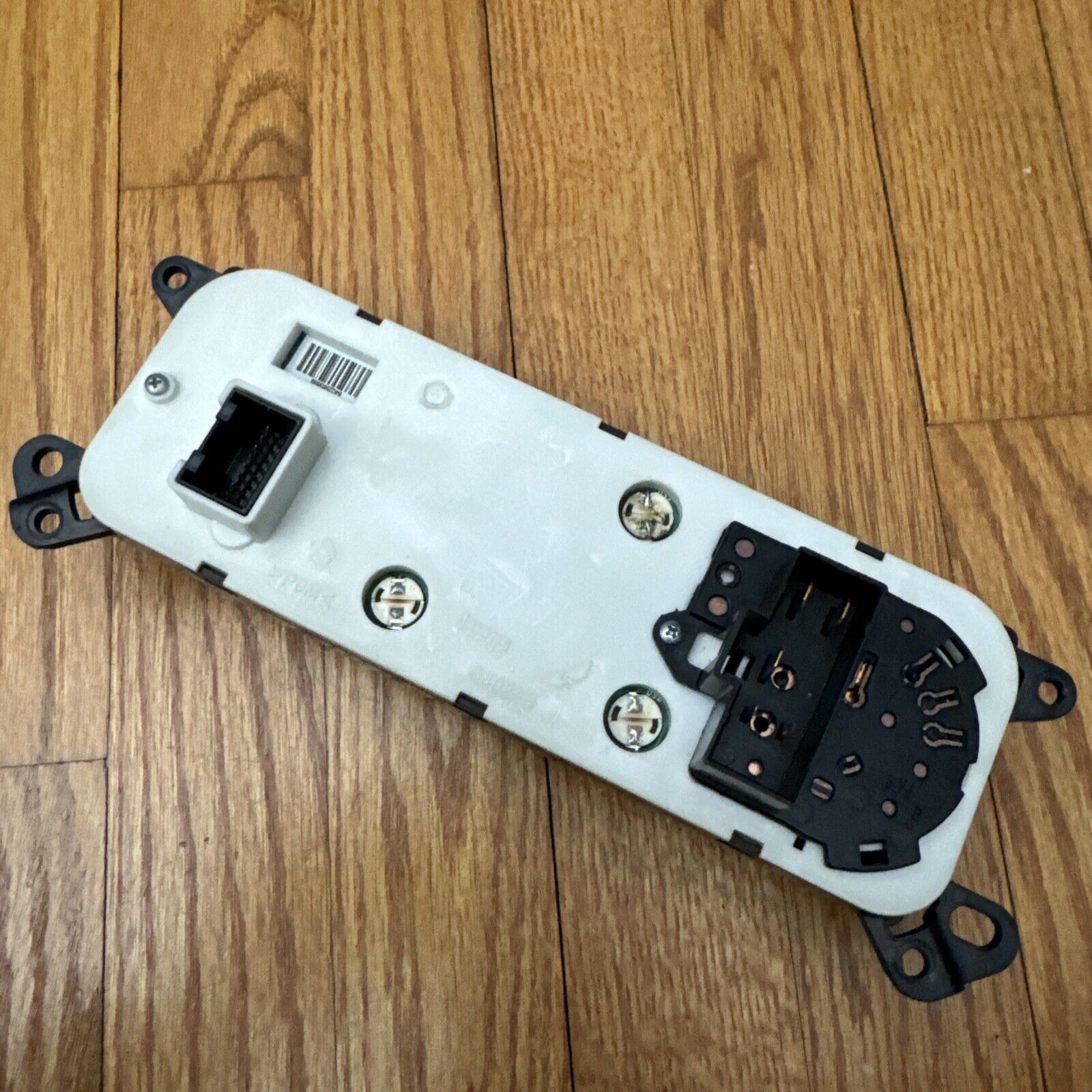 Picture 4 of 5