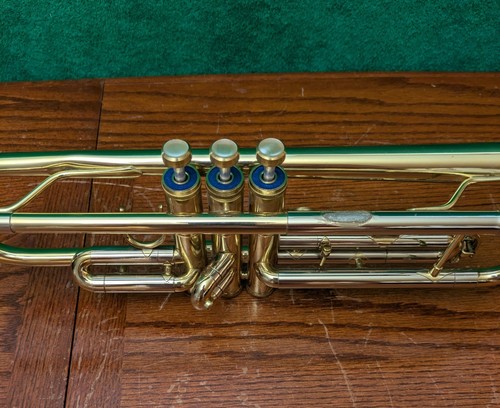 AMATI KRASLICE ATR-203 Bb TRUMPET WITH STRAIGHT MUTE CONES, CASE & MOUTHPIECE - Picture 5 of 19