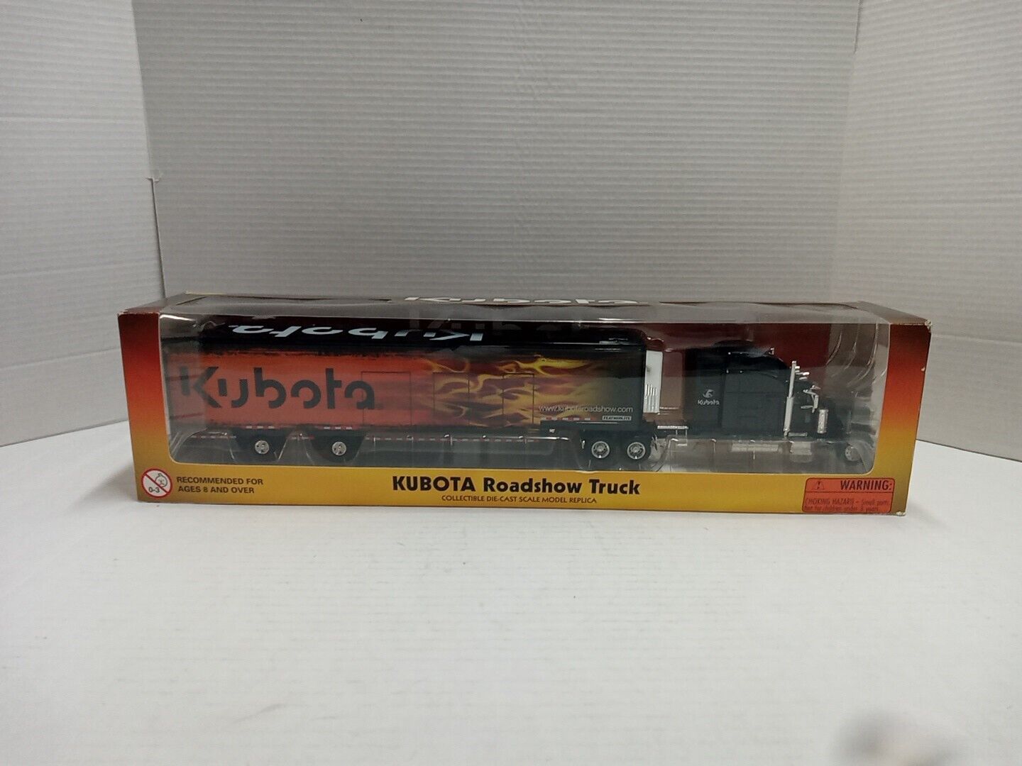 Norscot 1:50 Kubota Roadshow Truck Peterbilt 379 Sealed In Box