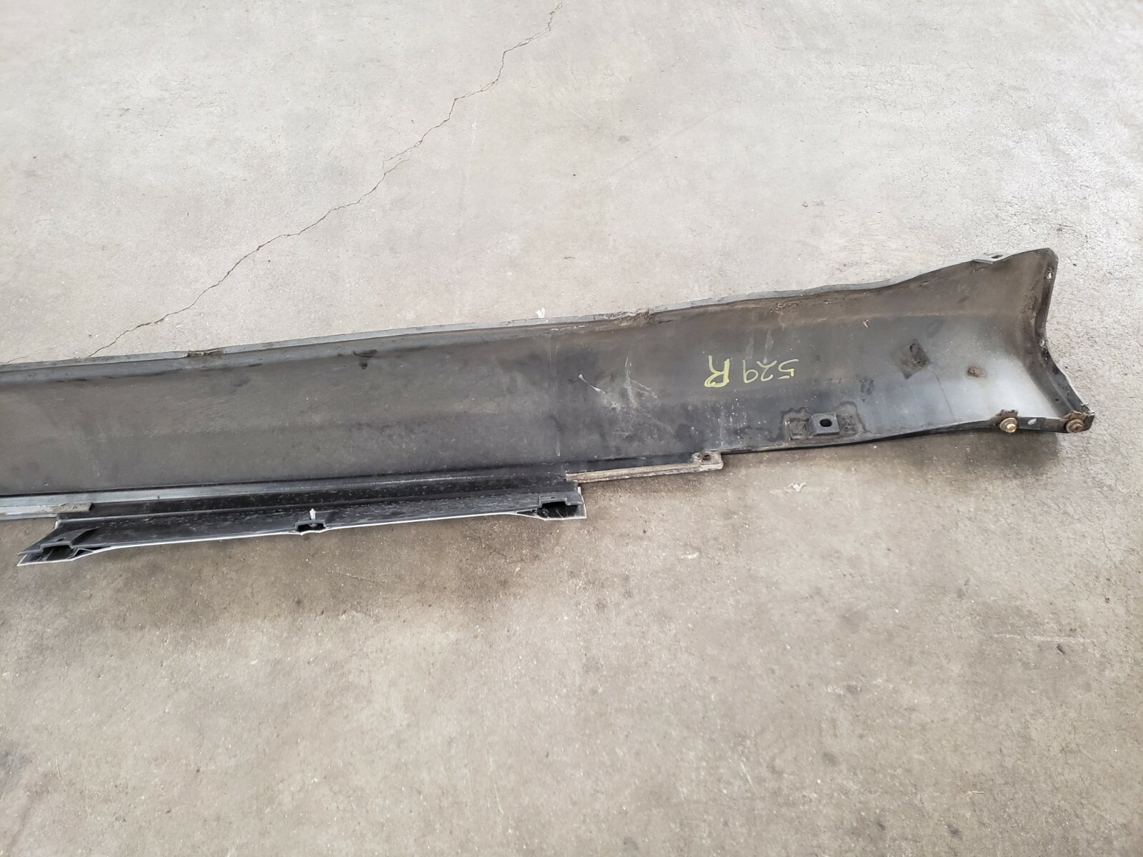 04-08 MASERATI QUATTROPORTE M139 RIGHT PASSENGER SIDE SKIRT ROCKER PANEL 529 OEM