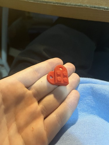 PORTACHIAVI CUORE LEGO PER COPPIE, LEGO HEART KEYCHAIN FOR COUPLE 3D PRINT DOM3D - Foto 4 di 7