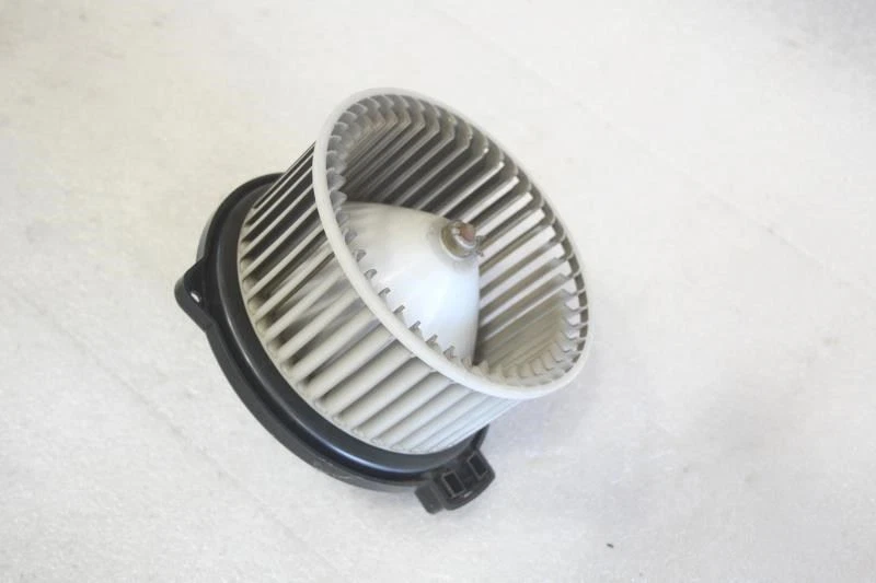 2000 TOYOTA MR2 SPYDER HEATER BLOWER MOTOR - Image 2 of 4