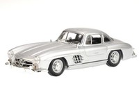 Mercedes W198 I 300 Sl 1955 Silber Modellauto940039000 Maxichamps 1:43