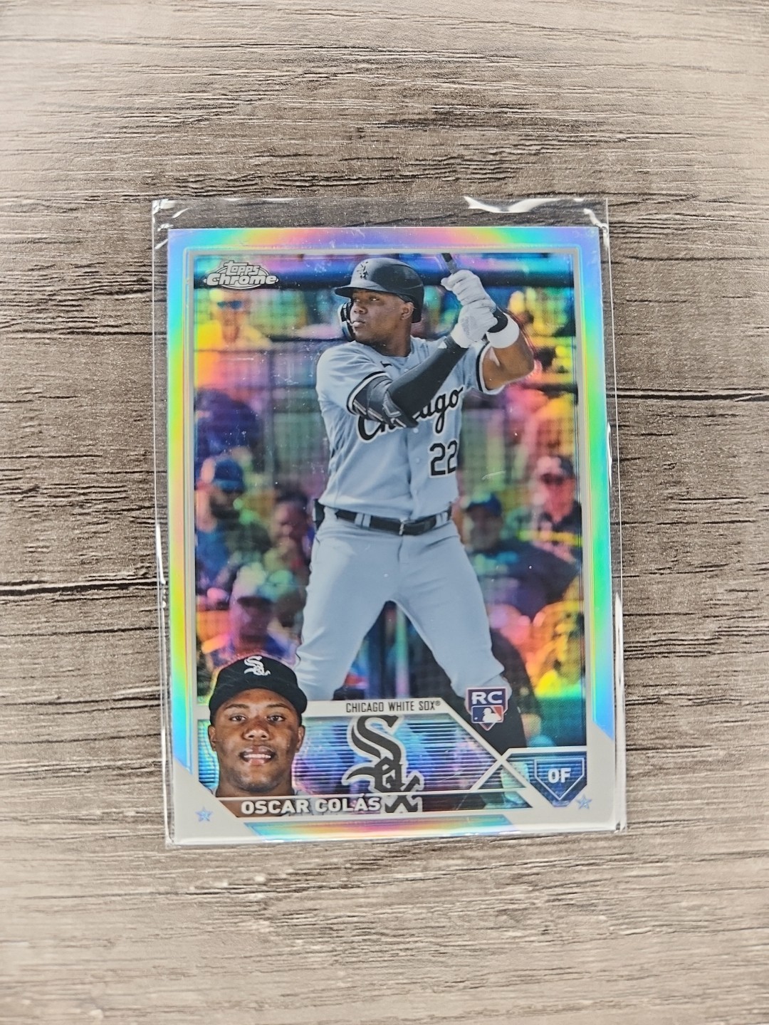 2023 Topps Chrome - Oscar Colas #145 Refractor (RC)