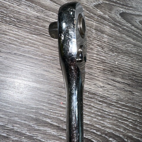 HUSKY BRAND 1/2 IN DRIVE RATCHET HANDLE TEARDROP HEAD STANDARD SAE - Picture 5 of 10