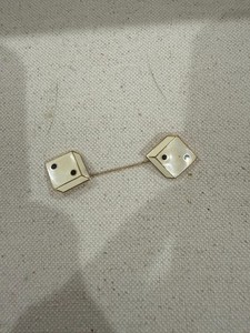 Authentic Terryberry 24k Gold Plated Dice Brooch, excellent condition